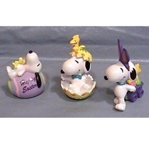 3 Snoopy Woodstock PVC Easter Figures